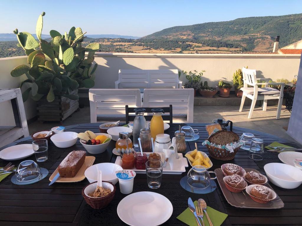Brancadoria B&B Monteleone Rocca Doria Екстериор снимка